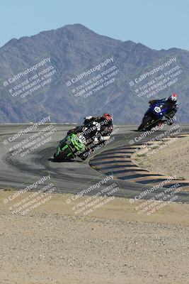 media/Oct-05-2025-CVMA (Sun) [[beeef4f201]]/Race 16-Formula Middleweight/